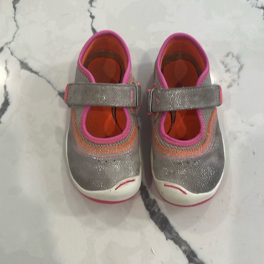 Plae emme size 9 shoes